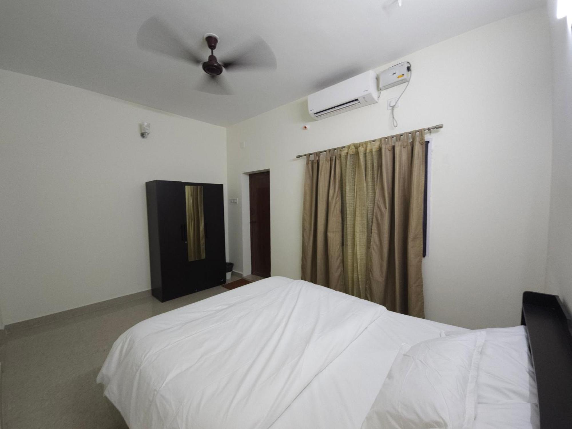 Happy Home Coimbatore Room photo